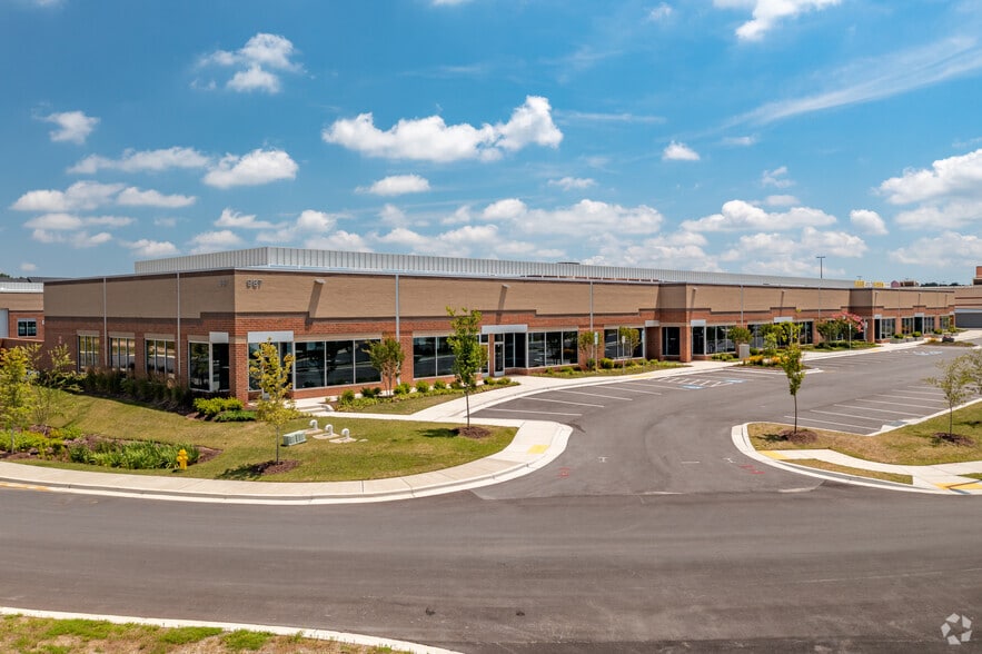 980-987 Waugh Chapel Way, Gambrills, MD for lease - Building Photo - Image 2 of 22