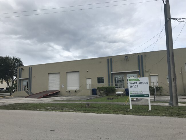 Plus de détails pour 4093 N 28th Way, Hollywood, FL - Industriel à louer