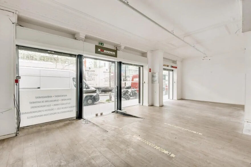 Multifamily in Boulogne-Billancourt for sale - Interior Photo - Image 3 of 8