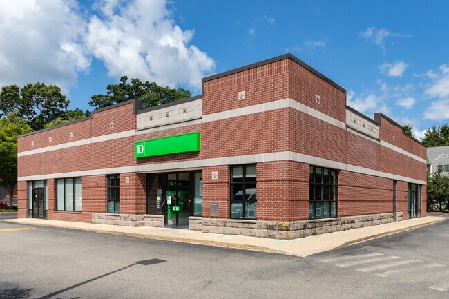 Plus de détails pour 999 Worcester St, Wellesley, MA - Commerce de détail à louer