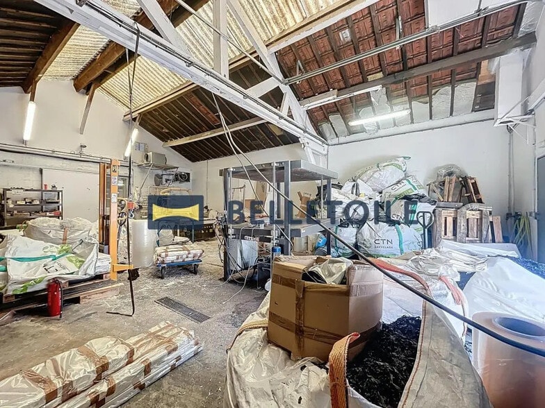 Industriel dans Villeneuve-Saint-Georges à louer - Photo intérieure - Image 3 de 9