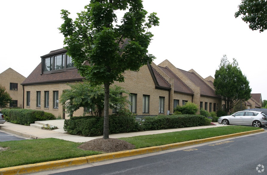 8901-9087 Shady Grove Ct, Gaithersburg, MD for lease - Building Photo - Image 2 of 62