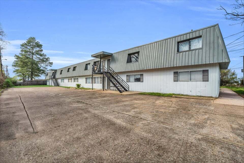 102 S Browder St, Columbus, MS for sale Primary Photo- Image 1 of 13