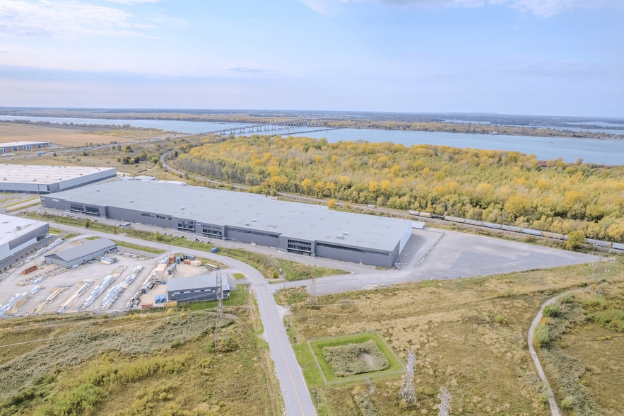 777 Rue Turnbull, Beauharnois, QC à louer - Photo du bâtiment - Image 2 de 10