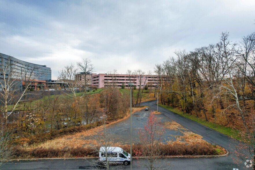 23-25 Fox St, Poughkeepsie, NY à vendre - Photo principale - Image 1 de 6