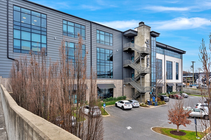 900 Main St, Nashville, TN for lease - Building Photo - Image 2 of 23