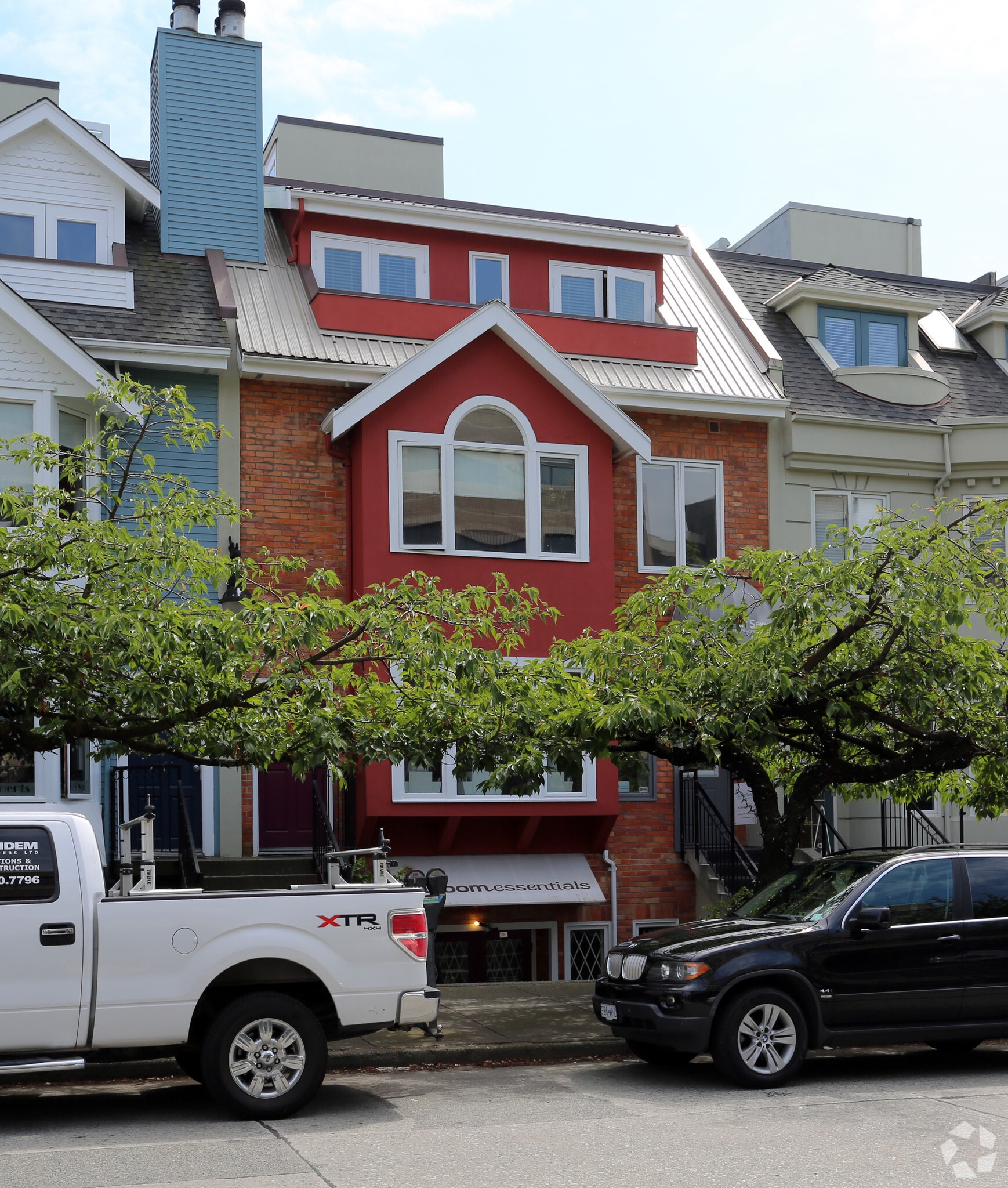 1854 W 1st Ave, Vancouver, BC for sale Primary Photo- Image 1 of 5
