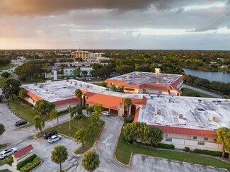 Plus de détails pour 1801 SE Hillmoor Dr, Port Saint Lucie, FL - Bureau à louer