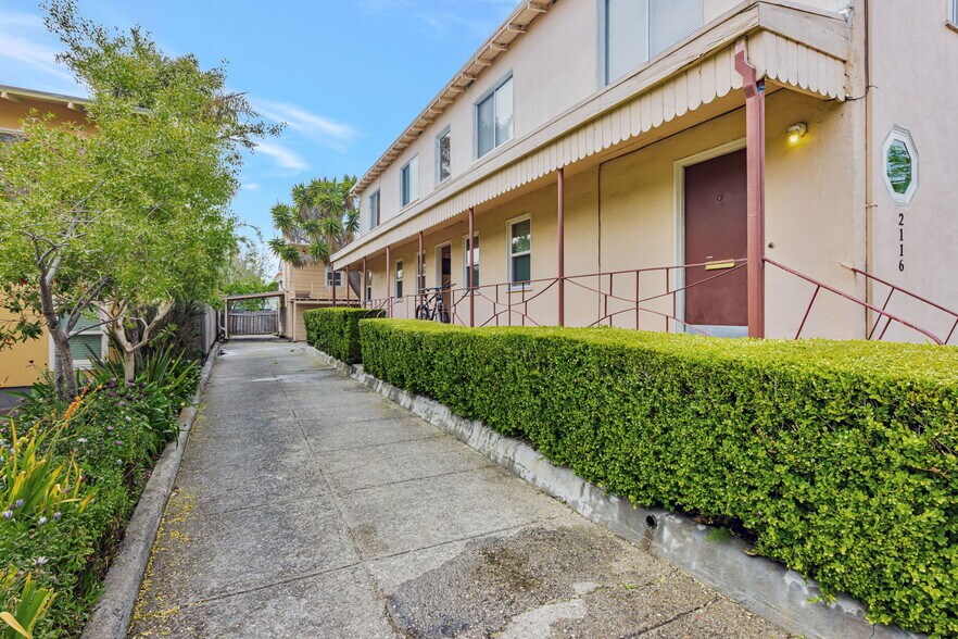 2118 California St, Berkeley, CA à vendre - Photo du bâtiment - Image 2 de 30