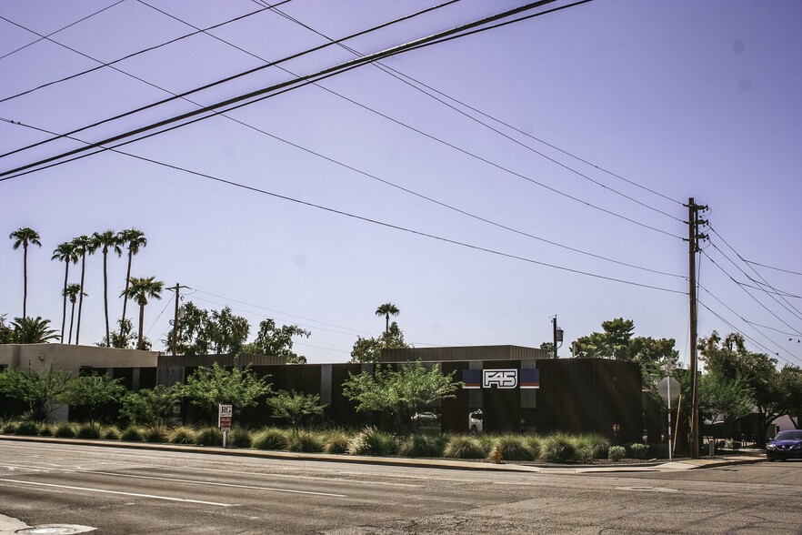 3844 N 32nd St, Phoenix, AZ à louer - Photo du bâtiment - Image 3 de 9