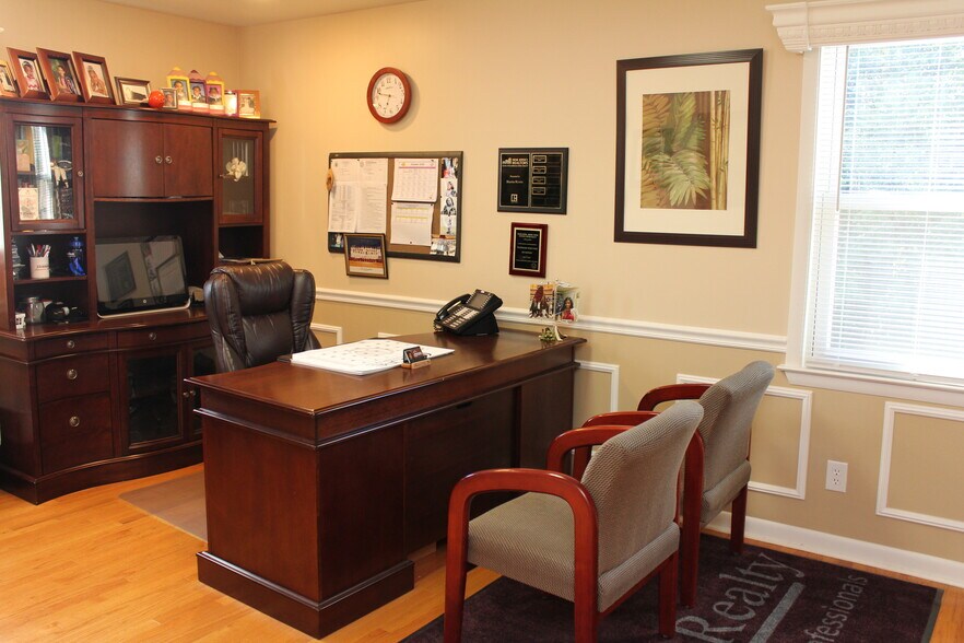 531 Williamstown Rd, Sicklerville, NJ à vendre - Photo intérieure - Image 2 de 19