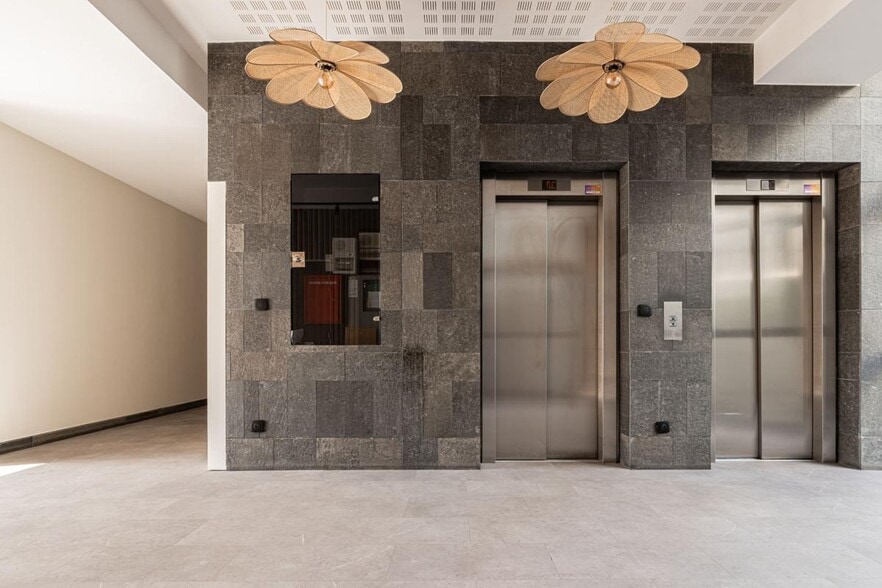63 Rue André Bollier, Lyon à vendre - Hall d’entrée - Image 3 de 7