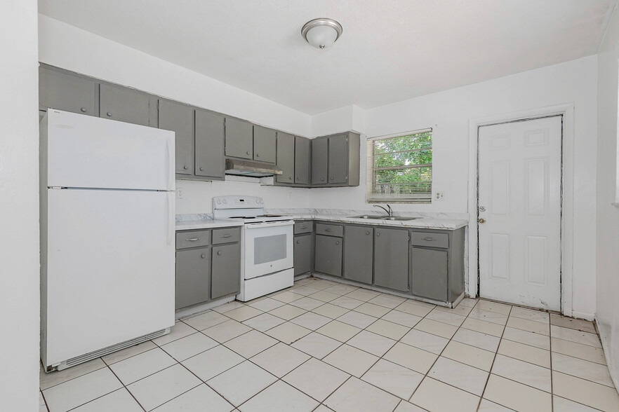 1911 SW 4th Ave, Fort Lauderdale, FL for sale - Building Photo - Image 3 of 54