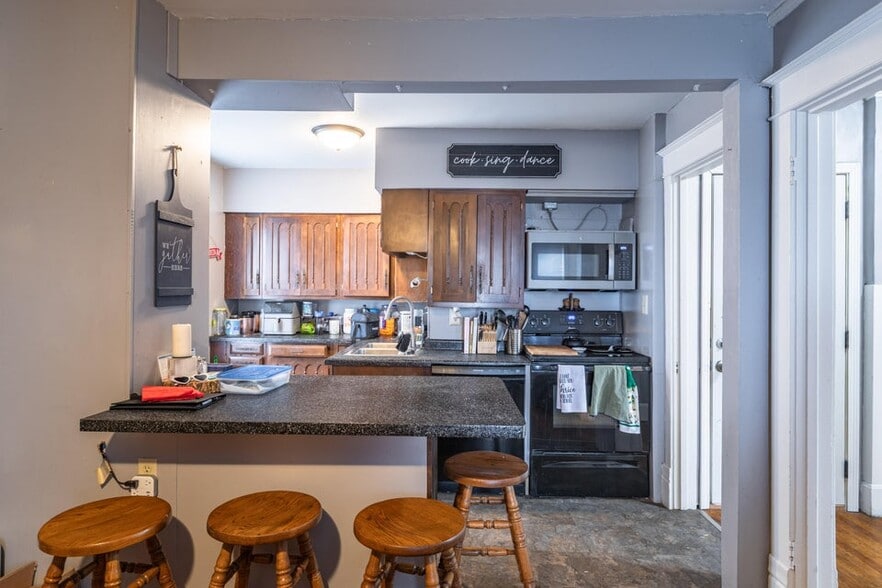 931 16th St S, La Crosse, WI for sale - Building Photo - Image 3 of 23