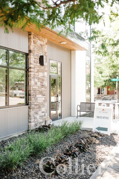 5963 W Avimor Dr, Boise, ID à louer - Photo du bâtiment - Image 2 de 8