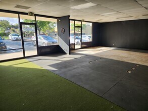1220-1364 E Mission Ave, San Marcos, CA for lease Interior Photo- Image 1 of 5