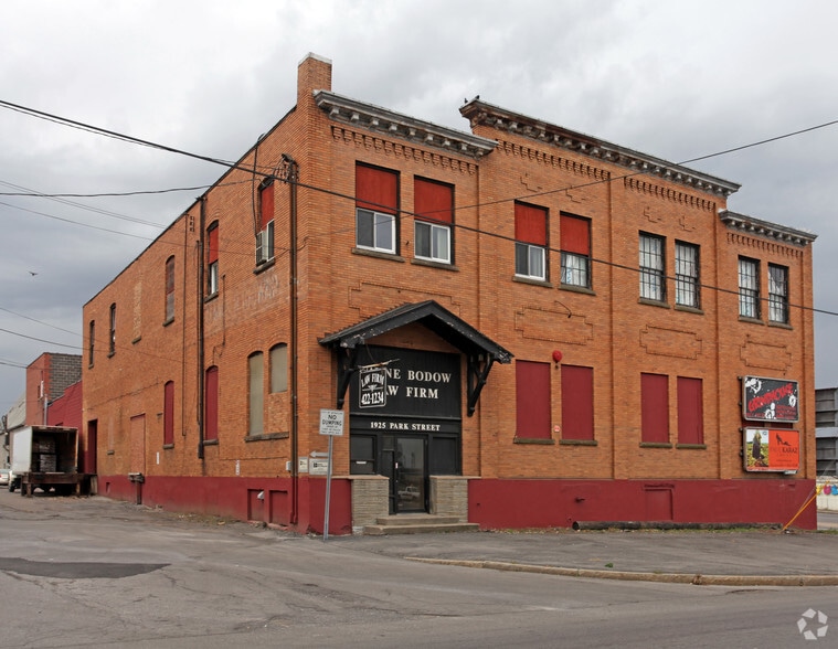 SYRACUSE INNER HARBOR-DEVELOPMENT SITE portfolio of 2 properties for sale on LoopNet.ca - Building Photo - Image 1 of 5