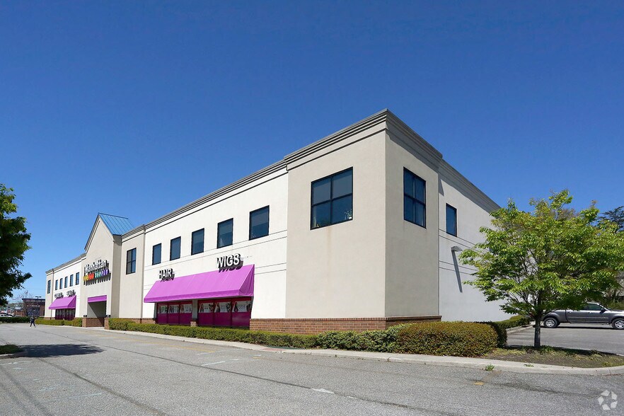 1150 E Little Creek Rd, Norfolk, VA à vendre - Photo du bâtiment - Image 3 de 13