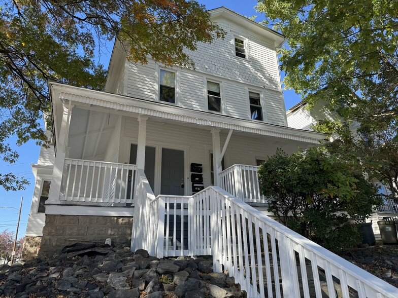 401 N Irving Ave, Scranton, PA à vendre - Photo du bâtiment - Image 1 de 21