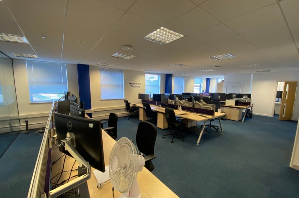 3 Liverpool Gdns, Worthing à louer Photo intérieure- Image 1 de 7