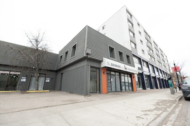 Plus de détails pour 323 17th Ave SW, Calgary, AB - Commerce de détail à louer