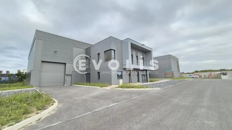 Rue Du Poteau, Courtry for sale Building Photo- Image 1 of 22