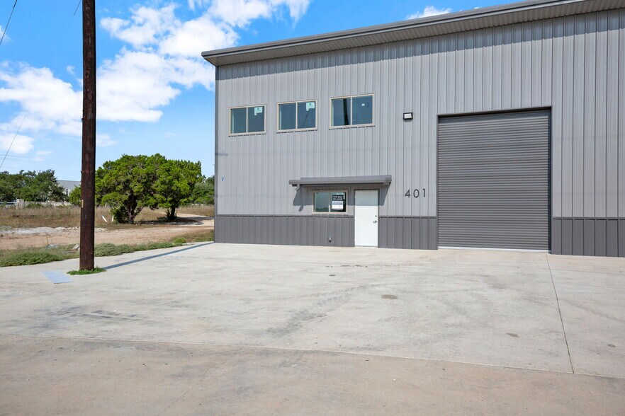 10020 Darden Hill Rd, Austin, TX à louer - Photo du bâtiment - Image 3 de 59