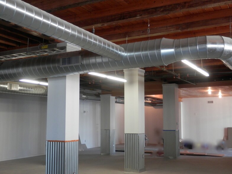 18 Shepard St, Brighton, MA à louer - Photo du bâtiment - Image 3 de 70