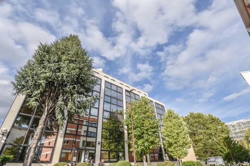 Bureau dans Montreuil à louer - Photo du bâtiment - Image 2 de 7