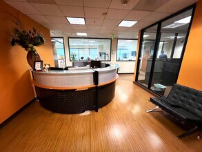 330 N Brand Blvd, Glendale, CA for lease Interior Photo- Image 2 of 7
