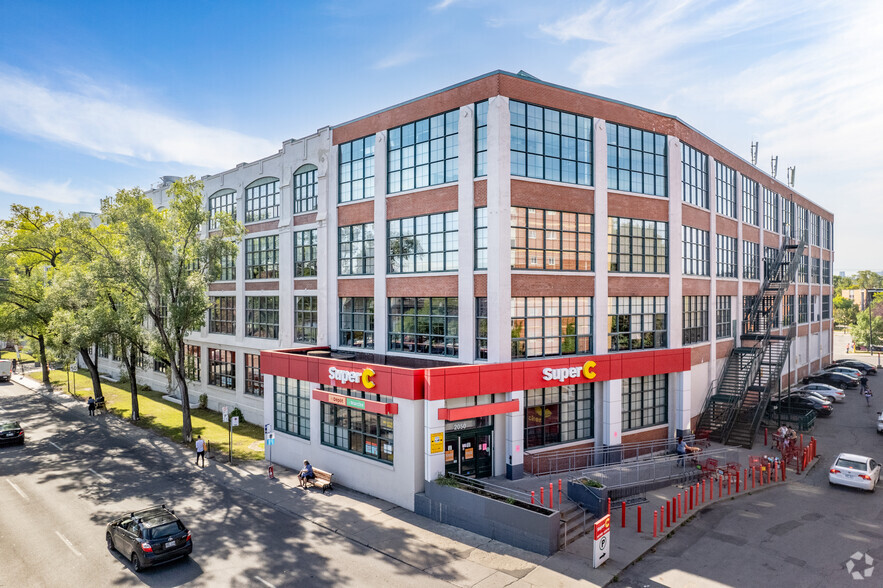 2030-2050 Boul Pie IX, Montréal, QC for lease - Building Photo - Image 3 of 5