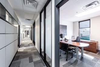 1350 Rue Nobel, Boucherville, QC à louer Photo intérieure- Image 2 de 7