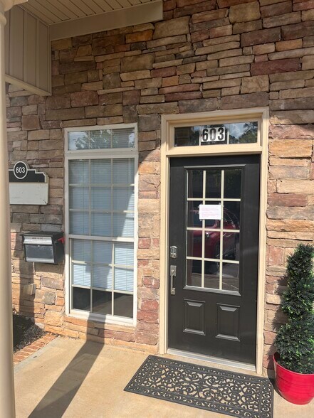 11795 Northfall Ln, Alpharetta, GA à vendre - Photo du bâtiment - Image 2 de 15