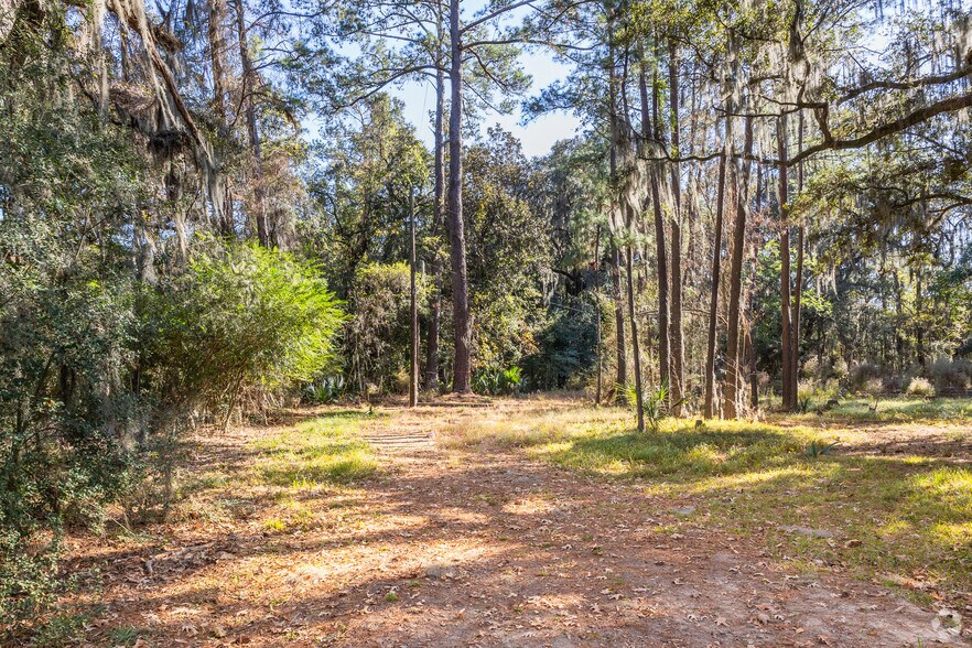5235 Ogeechee Rd, Savannah, GA à vendre - Photo du bâtiment - Image 1 de 13