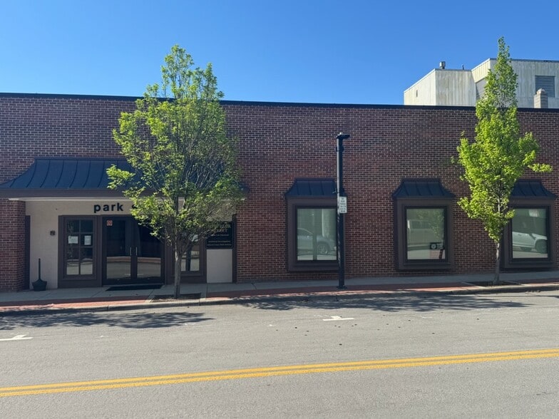 115-125 E Park St, Olathe, KS for sale - Building Photo - Image 2 of 28