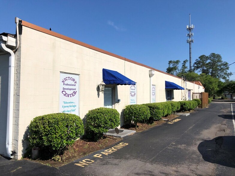 4313 Downtowner Loop N, Mobile, AL à vendre - Photo du bâtiment - Image 2 de 3