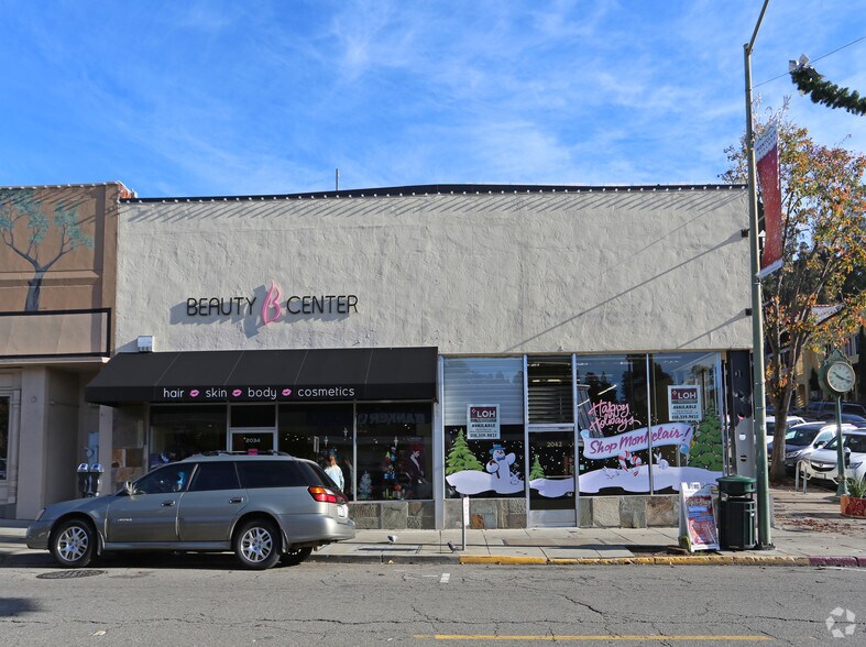6211 La Salle Ave, Oakland, CA à louer - Photo du bâtiment - Image 3 de 9