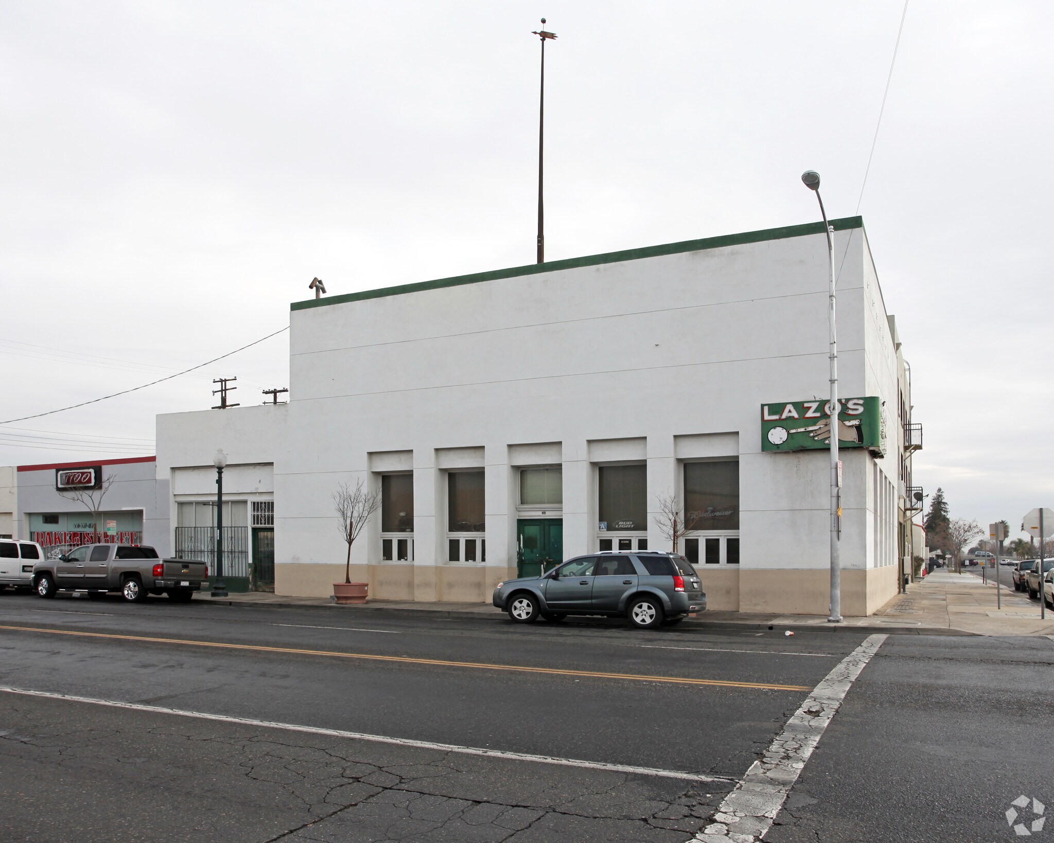 801 Baker St, Bakersfield, CA for lease Primary Photo- Image 1 of 6