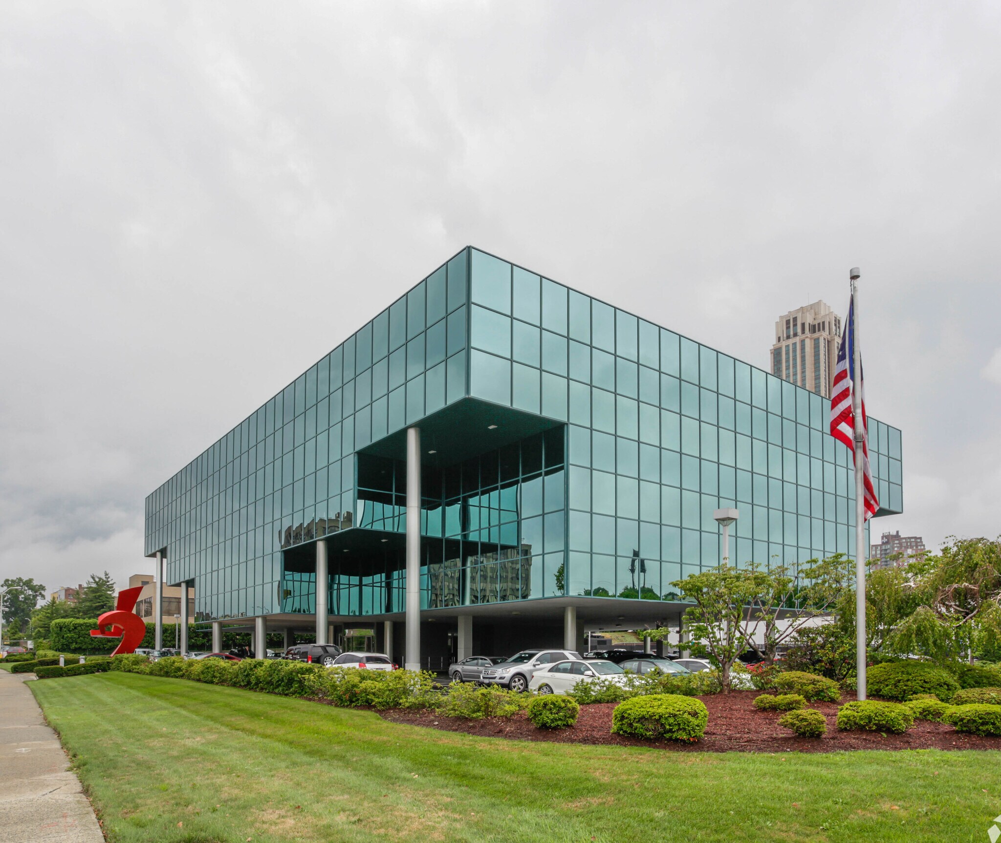 20 Cedar St, New Rochelle, NY for lease Primary Photo- Image 1 of 8