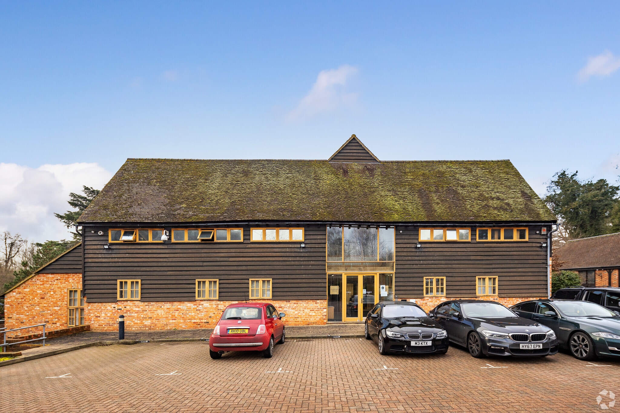 Old Woking Rd, Old Woking à louer Photo principale- Image 1 de 7