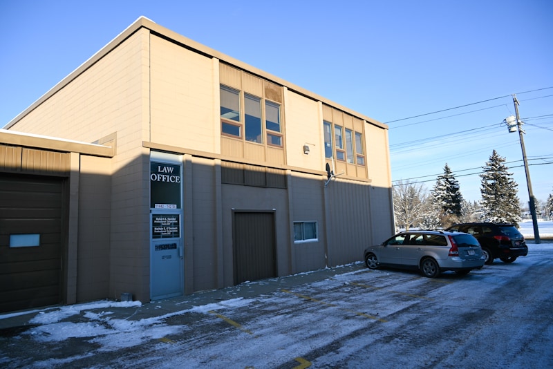 11440 142 St NW, Edmonton, AB for sale - Building Photo - Image 3 of 7
