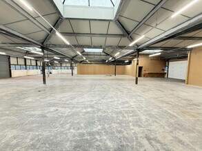 3 Milnyard Sq, Peterborough for lease Interior Photo- Image 2 of 7