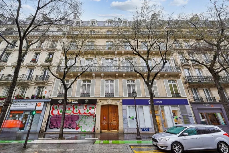 40 Boulevard De Magenta, Paris for lease Building Photo- Image 1 of 12