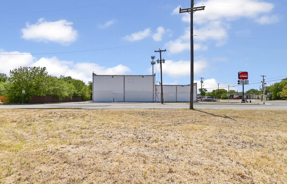 1707 Culebra Road, San Antonio, TX à louer - Photo du bâtiment - Image 3 de 8