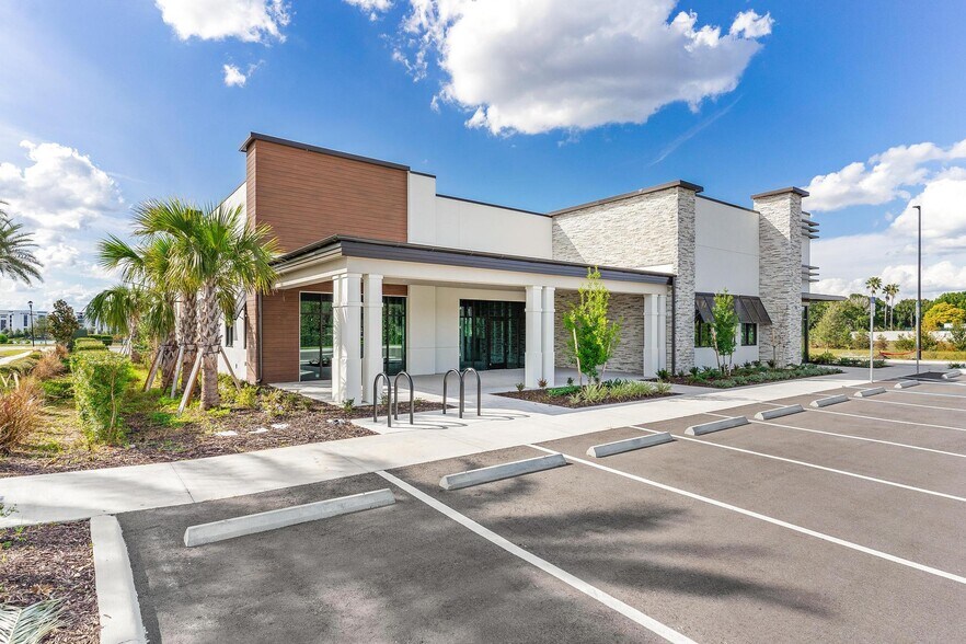 6002 Sand Lake Vista, Orlando, FL à louer - Photo du bâtiment - Image 3 de 24