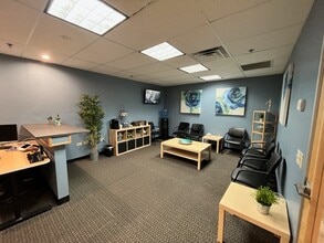 7261 S Broadway, Littleton, CO à louer Photo intérieure- Image 1 de 5