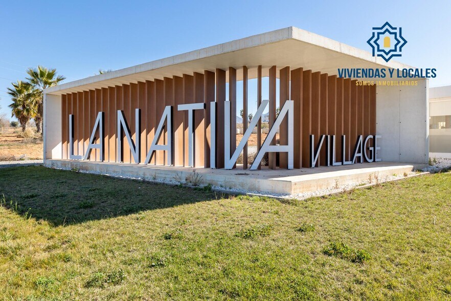 Calle Margarita Salas, 47, Albolote, Granada for sale - Building Photo - Image 3 of 33