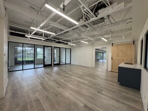 2110 S Coast Hwy 101, Oceanside, CA for lease Interior Photo- Image 1 of 5