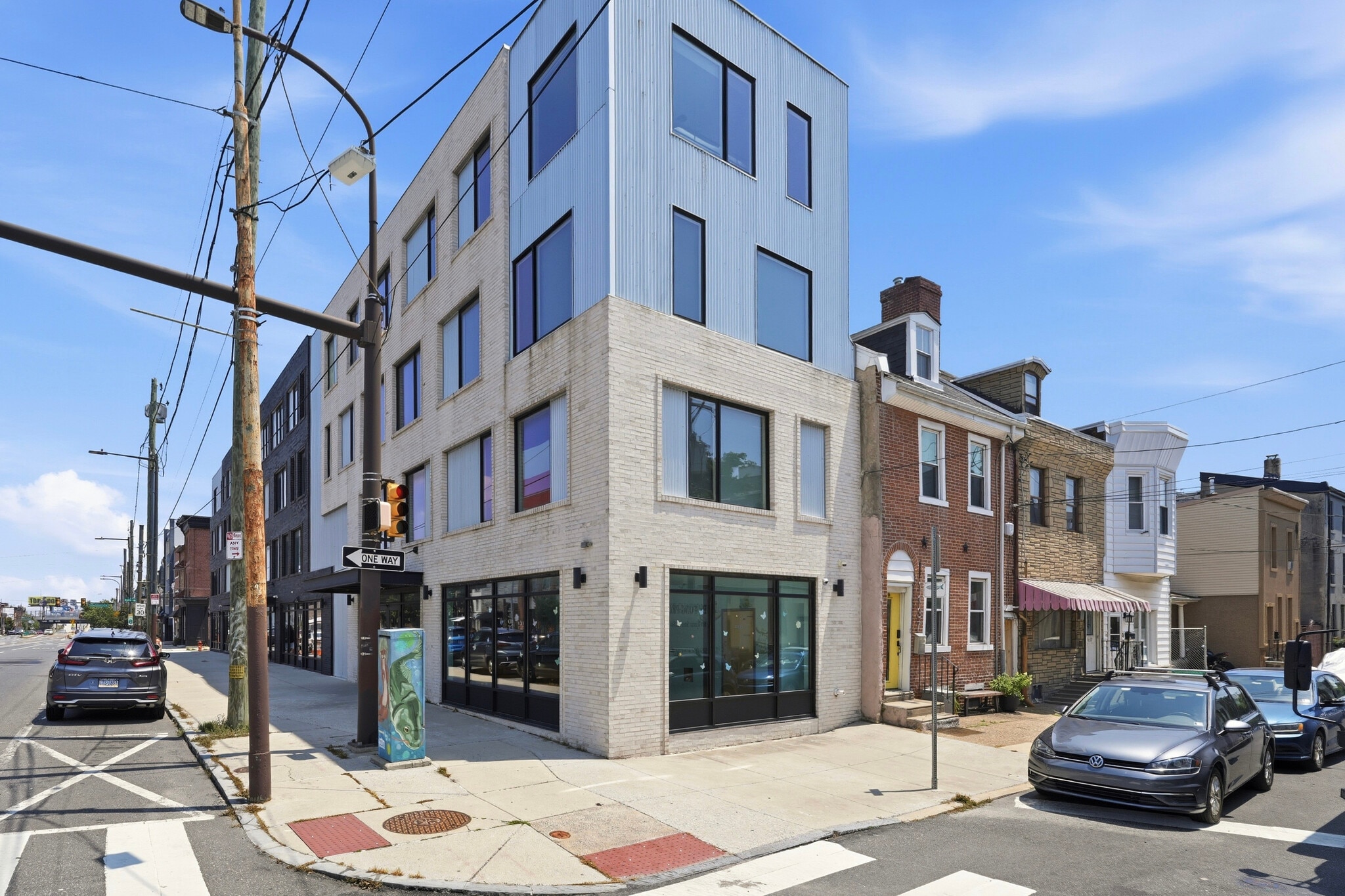 512 E Girard Ave, Philadelphia, PA for lease Interior Photo- Image 1 of 4