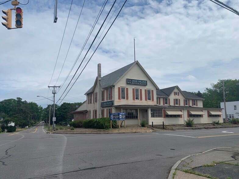 602 Ridge Rd, Webster, NY à louer - Photo du bâtiment - Image 1 de 1